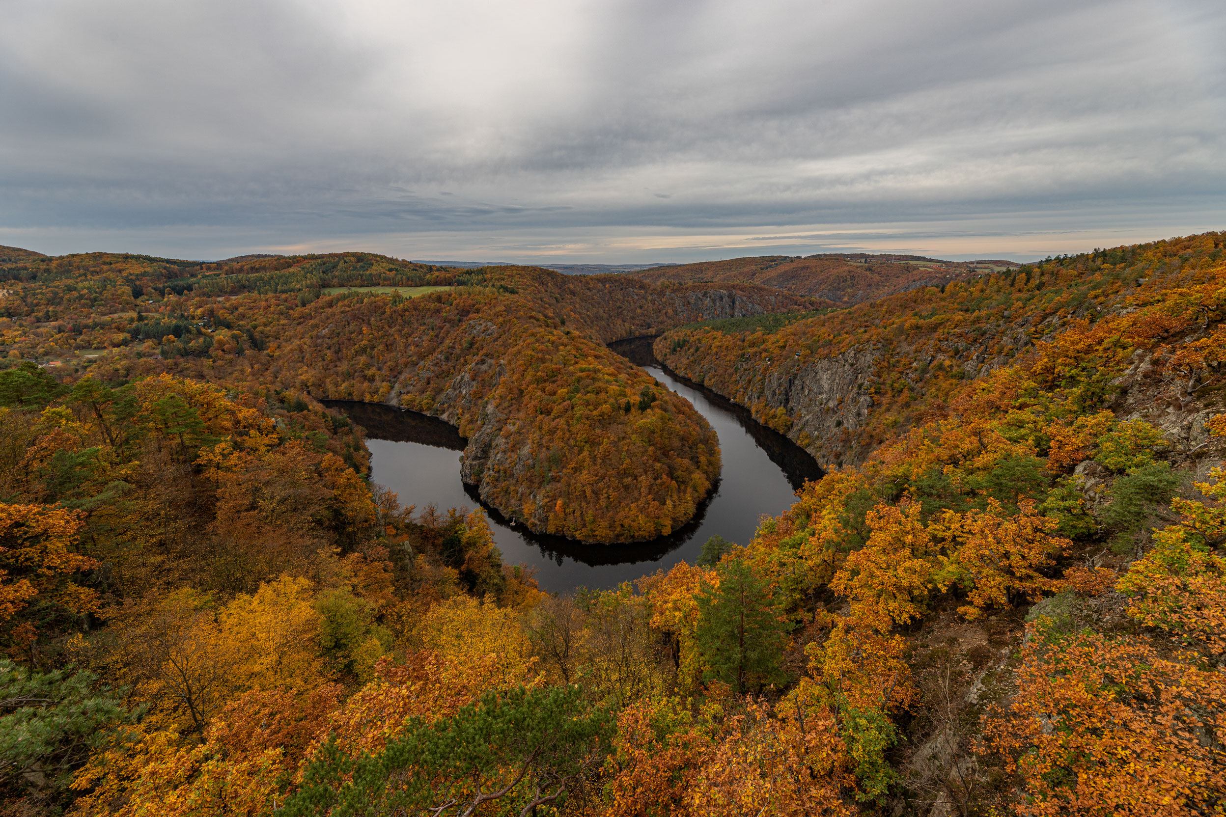 Herbst an der Moldau