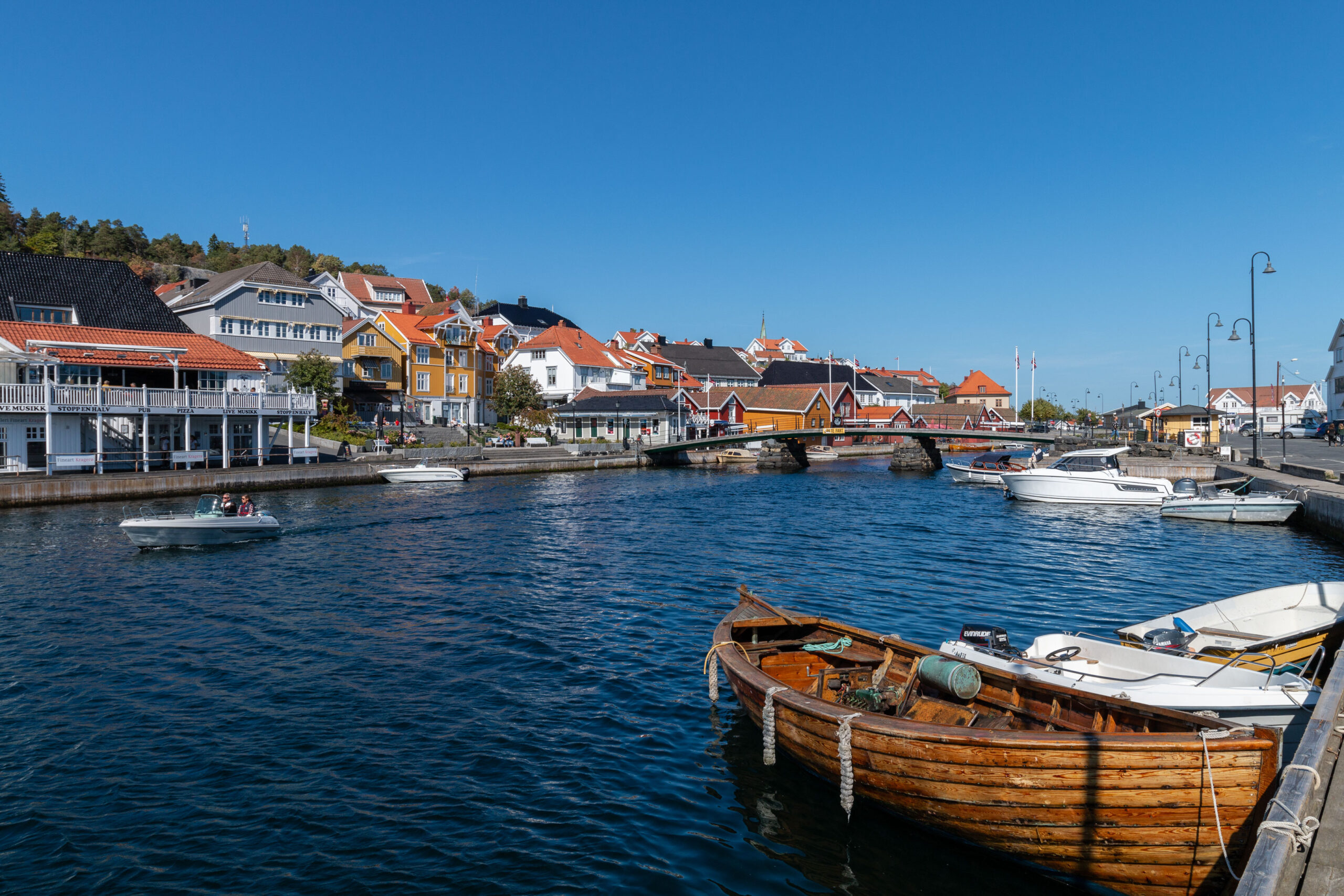 Das Fischerdorf in Kragerø an der Südküste von Norwegen