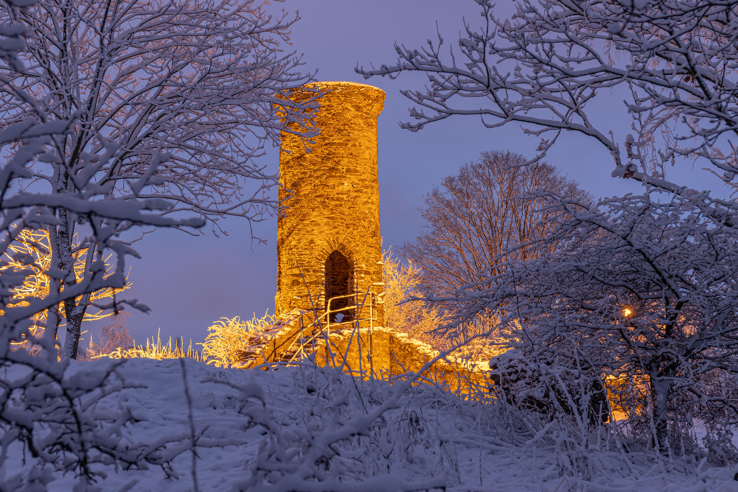 Die Schreckenbergruine in Annaberg-Buchholz in der Winterzeit