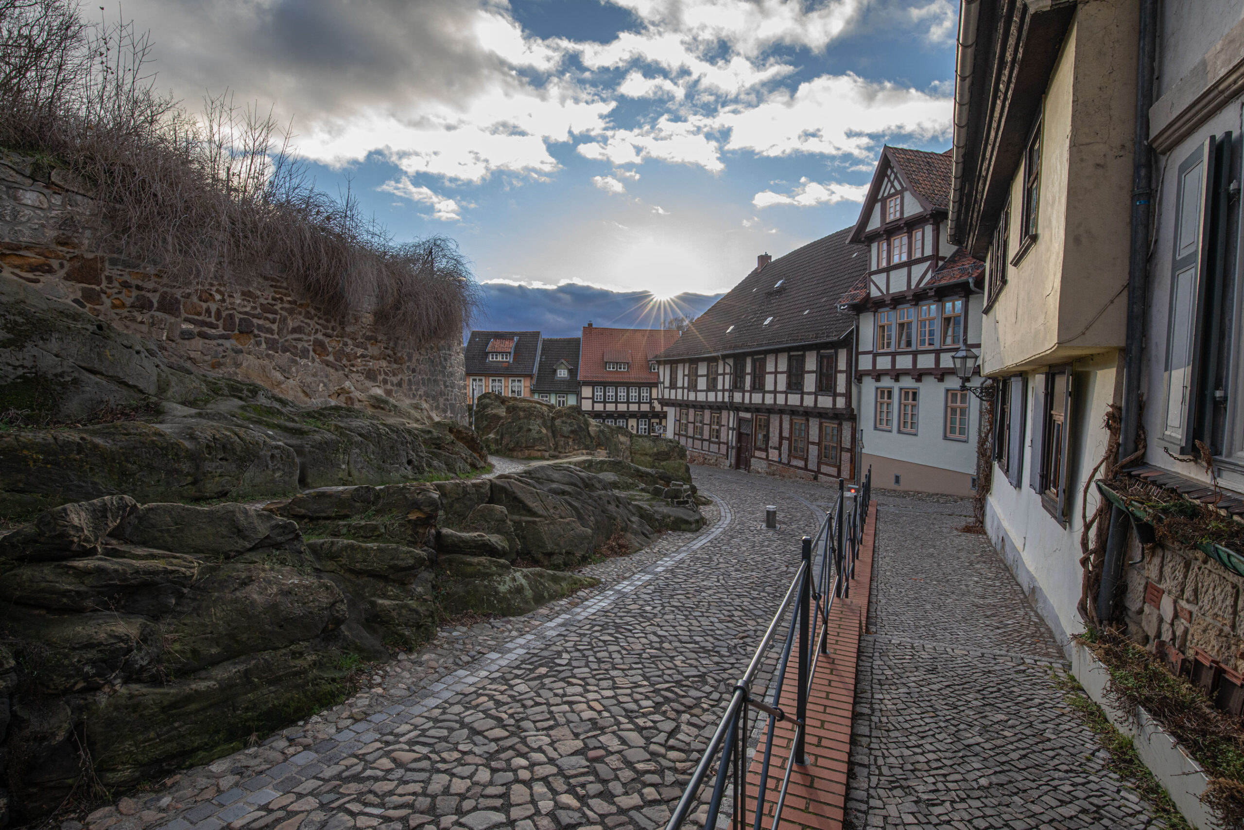 Sonnenuntergang in Quedlinburg, Mittelalterstadt Quedlinburg, Fachwerkbauten in Quedlinburg