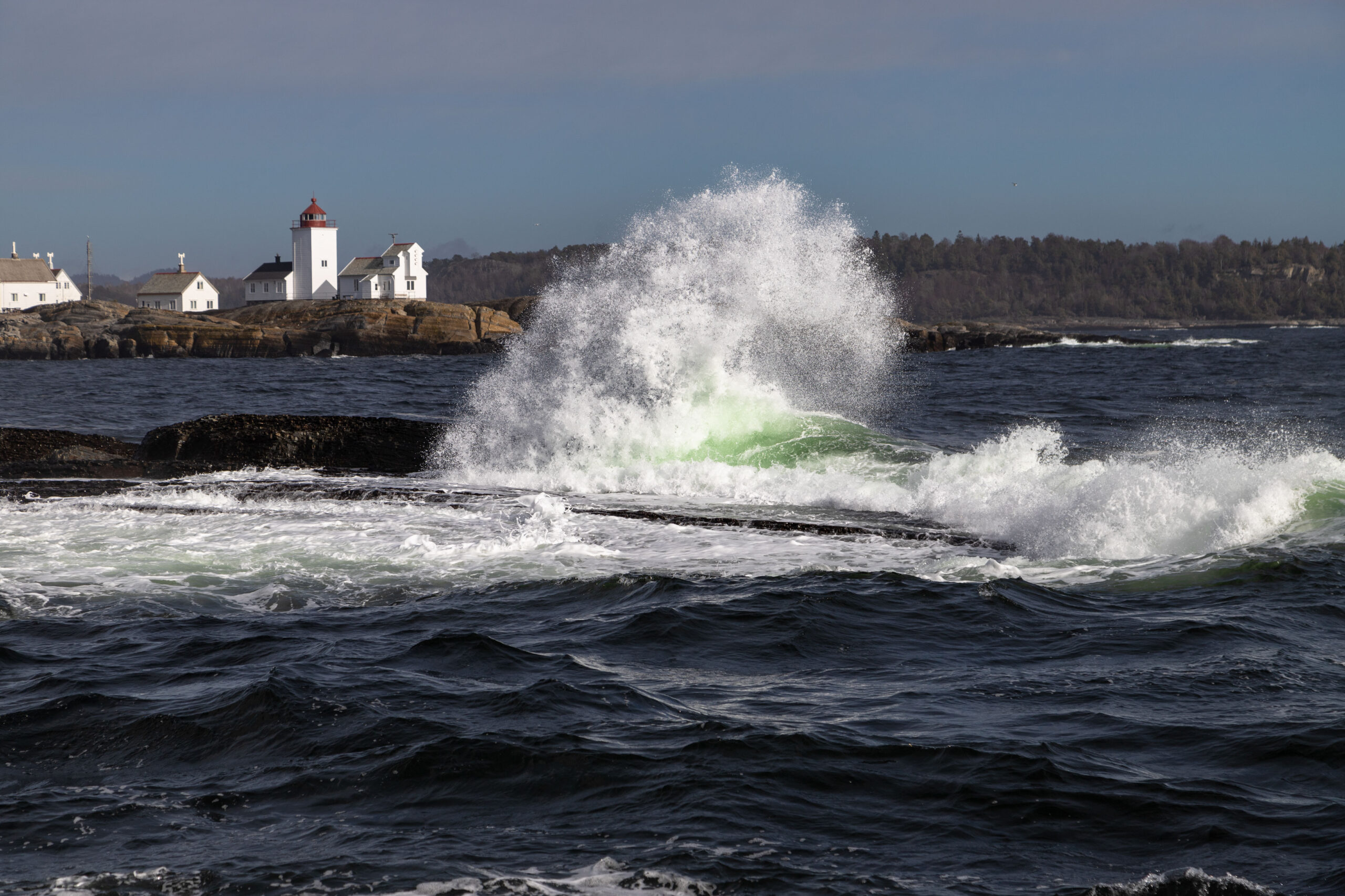 Wellenspiel vor Langesund in Norwegen